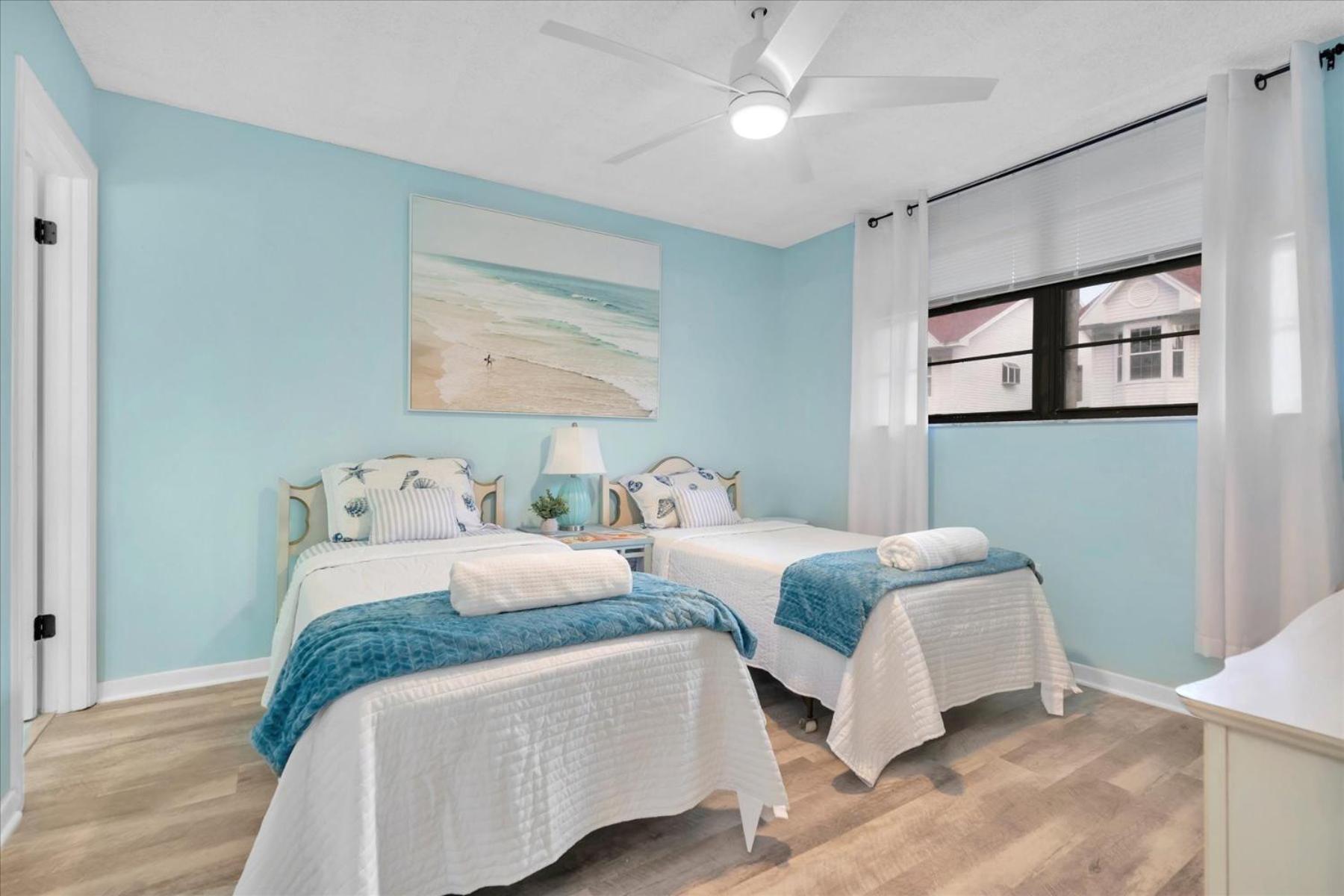 Indian Shores Waterway View, Walk To Beach, Pool Hot Tub, Dock 클리어워터 비치 외부 사진